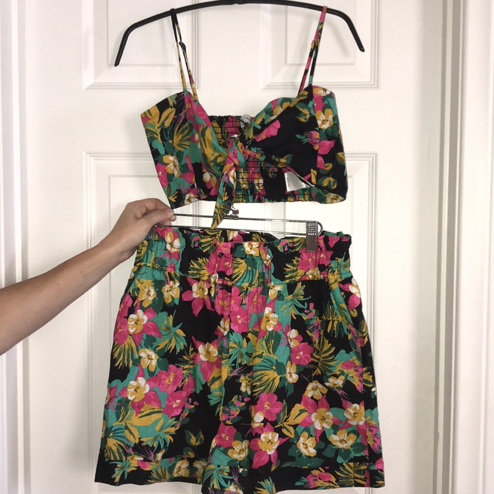 Ricky Barnes Express 2piece floral outfit